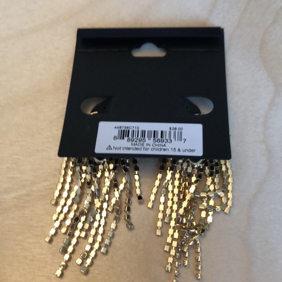 Steve Madden Gold Tone V Drop Earrings With Crystal Fringe Accents NWT - Picture 10 of 10